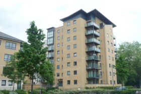 2 bedroom Flat to re...